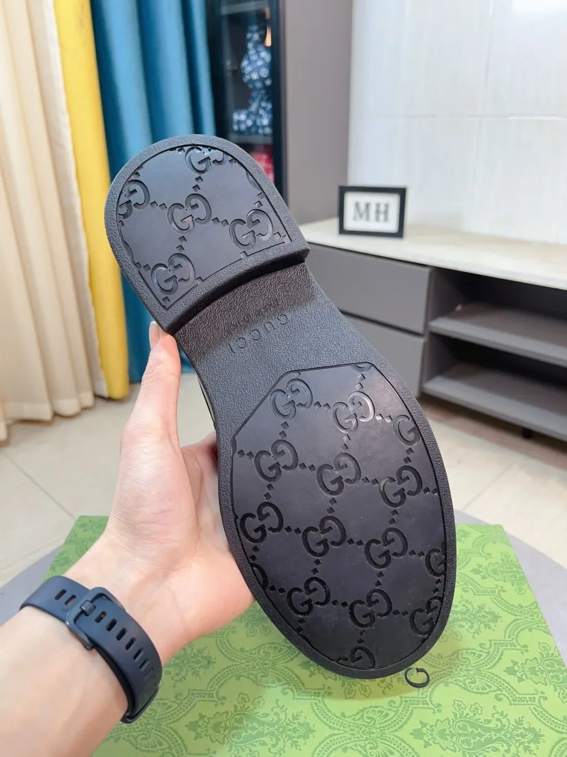 Men's shoes 💰500🌹🌹【GUCCI】The most popular classic Gucci leather shoes. Synchronized with the official website, the upper is made of Italian first-layer cowhide ➕cowhide lining, with unique brand and unique craftsmanship. Highlighting the hot style of the new year. Stop hesitating, stop wandering, get it now. Number: 38--44